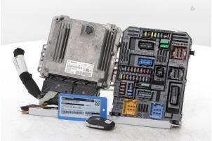 Gebruikte Computer Motormanagement Peugeot 3008 II (M4/MC/MJ/MR) 1.6 16V HYbrid 225 Prijs € 484,00 Inclusief btw aangeboden door Snuverink Autodemontage
