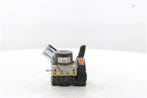 Gebruikte ABS Pomp Peugeot 308 (L3/L8/LB/LH/LP) 1.2 12V e-THP PureTech 130 Prijs € 139,15 Inclusief btw aangeboden door Snuverink Autodemontage