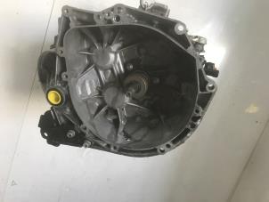 Gebruikte Versnellingsbak Peugeot 308 (L3/L8/LB/LH/LP) 1.2 12V e-THP PureTech 130 Prijs € 605,00 Inclusief btw aangeboden door Snuverink Autodemontage