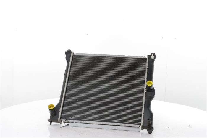 Gebruikte Radiateur Peugeot iOn iOn Prijs € 115,00 Margeregeling aangeboden door Snuverink Autodemontage