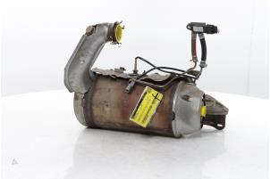 Gebruikte Roetfilter Renault Clio IV (5R) 1.5 Energy dCi 90 FAP Prijs € 250,00 Margeregeling aangeboden door Snuverink Autodemontage