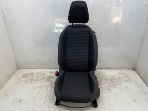 Gebruikte Stoel links Peugeot 208 II (UB/UH/UP) 1.2 Vti 12V PureTech 100 Prijs € 241,98 Inclusief btw aangeboden door Snuverink Autodemontage
