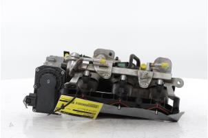 Gebruikte Spruitstuk Inlaat Renault Clio IV (5R) 0.9 Energy TCE 90 12V Prijs € 90,00 Margeregeling aangeboden door Snuverink Autodemontage