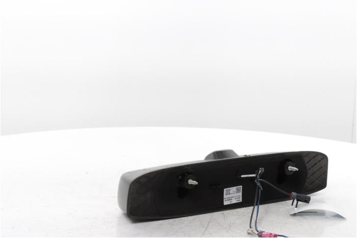 Extra Remlicht midden van een Peugeot Boxer (U9) 2.2 BlueHDi 140 2024