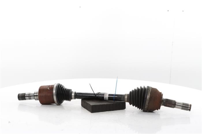 Gebruikte Aandrijfas links-voor Peugeot Boxer (U9) 2.2 BlueHDi 140 Prijs € 423,50 Inclusief btw aangeboden door Snuverink Autodemontage