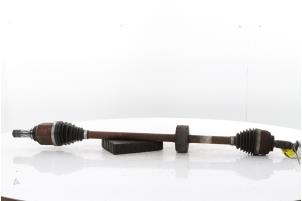 Gebruikte Cardanas rechts-voor (VWA) Dacia Sandero II 0.9 TCE 12V Prijs € 60,00 Margeregeling aangeboden door Snuverink Autodemontage