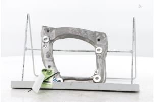 Gebruikte Dynamosteun boven Opel Corsa F (UB/UH/UP) Electric, Corsa-e 50kWh Prijs € 42,35 Inclusief btw aangeboden door Snuverink Autodemontage