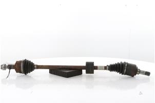 Gebruikte Aandrijfas rechts-voor Fiat 500 (312) 0.9 TwinAir 85 Prijs € 45,00 Margeregeling aangeboden door Snuverink Autodemontage