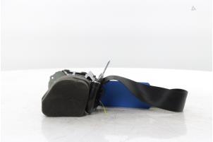 Gereviseerde Veiligheidsgordel links-achter Peugeot 3008 II (M4/MC/MJ/MR) 1.2 12V e-THP PureTech 130 Prijs € 223,85 Inclusief btw aangeboden door Snuverink Autodemontage