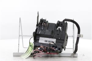 Gebruikte Zekeringkast Opel Grandland (X) 1.6 Turbo 16V Hybrid4 Prijs € 363,00 Inclusief btw aangeboden door Snuverink Autodemontage