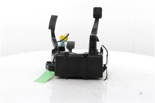 Gebruikte Koppelingspedaal Fiat Ducato (250) 2.2 D 120 Multijet 3 Prijs € 181,50 Inclusief btw aangeboden door Snuverink Autodemontage