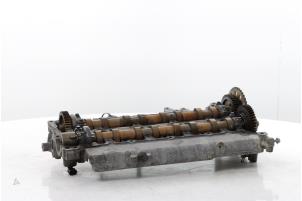 Cilinderkop van een Opel Movano 2.3 BiTurbo 16V 2018