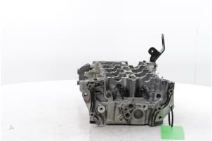 Cilinderkop van een Opel Movano 2.3 BiTurbo 16V 2018