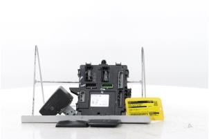 Gebruikte Computer Motormanagement Renault 5 E-Tech electric 52 kWh Prijs € 325,00 Margeregeling aangeboden door Snuverink Autodemontage