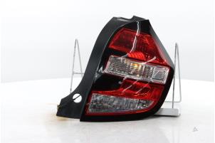 Gebruikte Achterlicht rechts Renault Twingo III (AH) 1.0 SCe 70 12V Prijs € 65,00 Margeregeling aangeboden door Snuverink Autodemontage