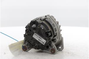 Gebruikte Dynamo Renault Megane IV Estate (RFBK) 1.2 Energy TCE 100 Prijs € 75,00 Margeregeling aangeboden door Snuverink Autodemontage