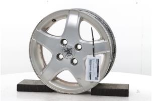 Gebruikte Velg Peugeot 107 1.0 12V Prijs € 85,00 Margeregeling aangeboden door Snuverink Autodemontage