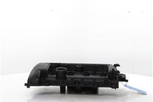 Gebruikte Kleppendeksel Peugeot 308 (4A/C) 1.6 VTI 16V Prijs € 60,00 Margeregeling aangeboden door Snuverink Autodemontage