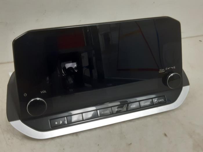 Gebruikte Display Interieur Nissan Qashqai (J12) 1.3 DIG-T MHEV 16V Prijs € 750,00 Margeregeling aangeboden door Snuverink Autodemontage
