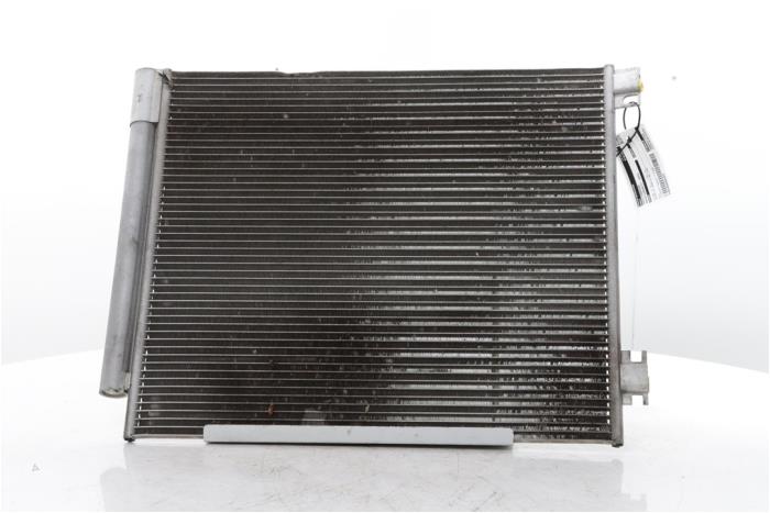Gebruikte Airco Condensor Nissan Qashqai (J12) 1.3 DIG-T MHEV 16V Prijs € 100,00 Margeregeling aangeboden door Snuverink Autodemontage