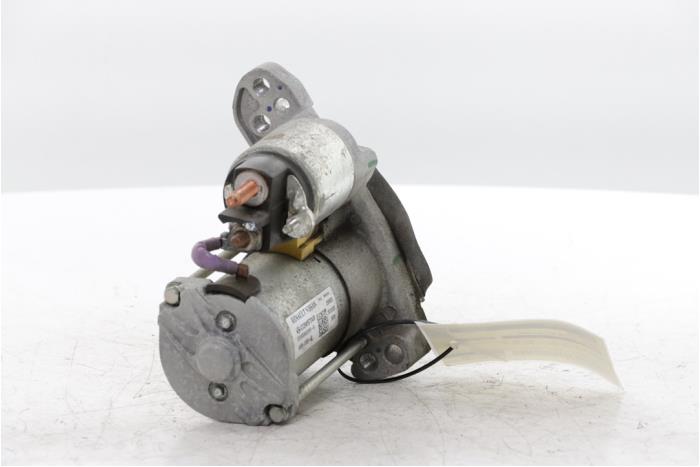 Startmotor van een Renault Captur II (RJB) 1.0 TCe 90 12V 2023