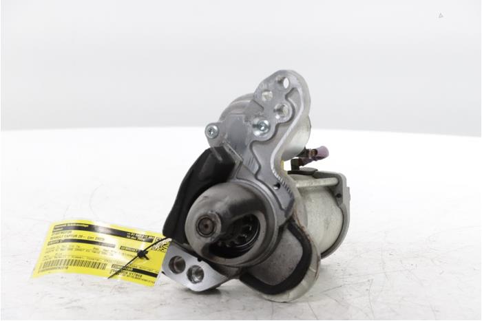 Startmotor van een Renault Captur II (RJB) 1.0 TCe 90 12V 2023