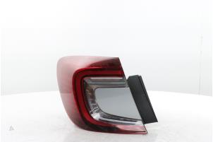 Gebruikte Achterlicht links Renault Captur II (RJB) 1.0 TCe 90 12V Prijs € 160,00 Margeregeling aangeboden door Snuverink Autodemontage