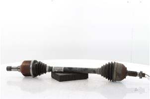 Gebruikte Homokineetas links-voor Peugeot Expert (V1/VA/VB/VE/VF/VT/VY) e-Expert Prijs € 332,75 Inclusief btw aangeboden door Snuverink Autodemontage