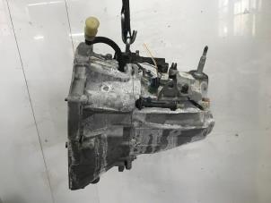 Gebruikte Versnellingsbak Renault Express Prijs € 400,00 Margeregeling aangeboden door Snuverink Autodemontage