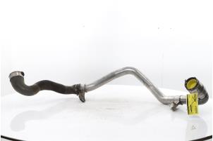 Gebruikte Intercooler Slang Renault Master III (FV) 2.3 dCi 165 16V FWD Prijs € 121,00 Inclusief btw aangeboden door Snuverink Autodemontage