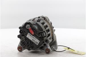 Gebruikte Dynamo Renault Captur (2R) 1.2 TCE 16V EDC Prijs € 70,00 Margeregeling aangeboden door Snuverink Autodemontage