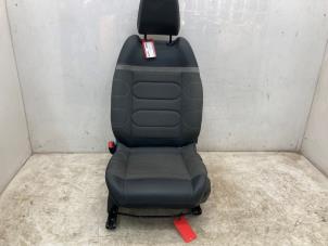 Gebruikte Stoel links Citroen C4 Berline (BA/BB/BC) ë-C4 50 kWh Prijs € 199,98 Margeregeling aangeboden door Snuverink Autodemontage