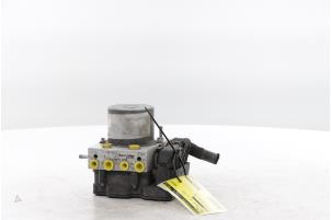 Gebruikte ABS Pomp Renault Master III (MA/MB/MC/MD/MH/MF/MG/MH) 2.3 dCi 135 16V FWD Prijs € 363,00 Inclusief btw aangeboden door Snuverink Autodemontage