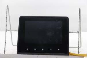 Gebruikte Display Interieur Renault Captur II (RJB) 1.3 Mild Hybrid 160 16V Prijs € 250,00 Margeregeling aangeboden door Snuverink Autodemontage