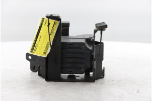 Gebruikte Alarm sirene Citroen C4 Berline (BA/BB/BC) ë-C4 50 kWh Prijs € 45,00 Margeregeling aangeboden door Snuverink Autodemontage