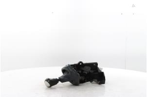 Gebruikte Versnellingspook Ford Ka II 1.2 Prijs € 80,00 Margeregeling aangeboden door Snuverink Autodemontage