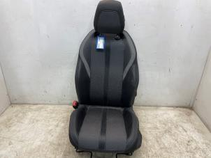 Gebruikte Stoel links Peugeot 308 (F3/FB/FH/FM/FP) 1.2 12V PureTech 130 Prijs € 200,00 Margeregeling aangeboden door Snuverink Autodemontage