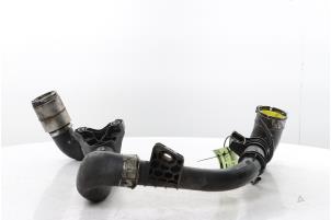 Gebruikte Intercooler Slang Opel Movano 2.3 CDTi Biturbo 16V FWD Prijs € 127,05 Inclusief btw aangeboden door Snuverink Autodemontage