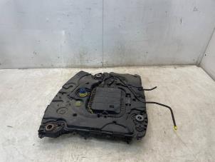 Gebruikte Adblue tank Peugeot 208 I (CA/CC/CK/CL) 1.6 Blue HDi 100 Prijs € 450,00 Margeregeling aangeboden door Snuverink Autodemontage