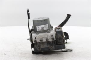 Gebruikte ABS Pomp Opel Vivaro 1.5 CDTI 102 Prijs € 266,20 Inclusief btw aangeboden door Snuverink Autodemontage