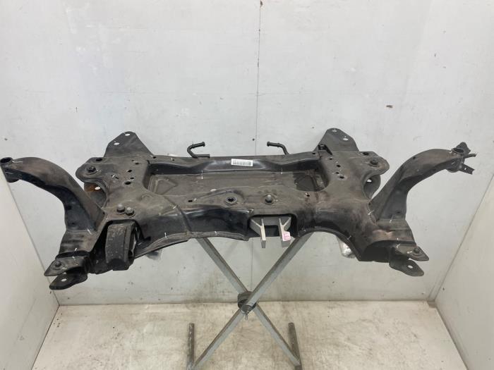 Gebruikte Subframe Lynk &amp; Co 01 1.5 PHEV Prijs € 605,00 Inclusief btw aangeboden door Snuverink Autodemontage
