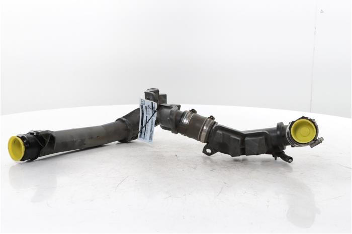 Gebruikte Intercooler Slang Peugeot Expert (V1/VA/VB/VE/VF/VT/VY) 2.0 Blue HDi 120 16V Prijs € 54,45 Inclusief btw aangeboden door Snuverink Autodemontage