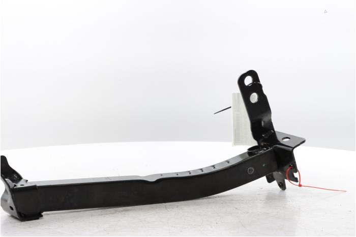 Subframe van een Opel Mokka Mokka-e, Electric 54 kWh 2025