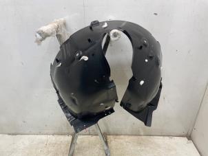 Gebruikte Modderkuip Peugeot 3008 III 1.6 16V Plug-in Hybrid 195 Prijs op aanvraag aangeboden door Snuverink Autodemontage