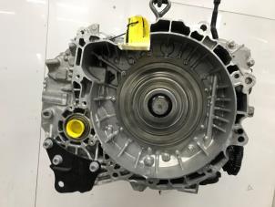 Gebruikte Automaatbak Peugeot 408 1.2 Hybrid 136 Prijs op aanvraag aangeboden door Snuverink Autodemontage