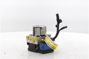 Gebruikte ABS Pomp Renault Megane III Grandtour (KZ) 2.0 16V TCe 180 Prijs op aanvraag aangeboden door Snuverink Autodemontage