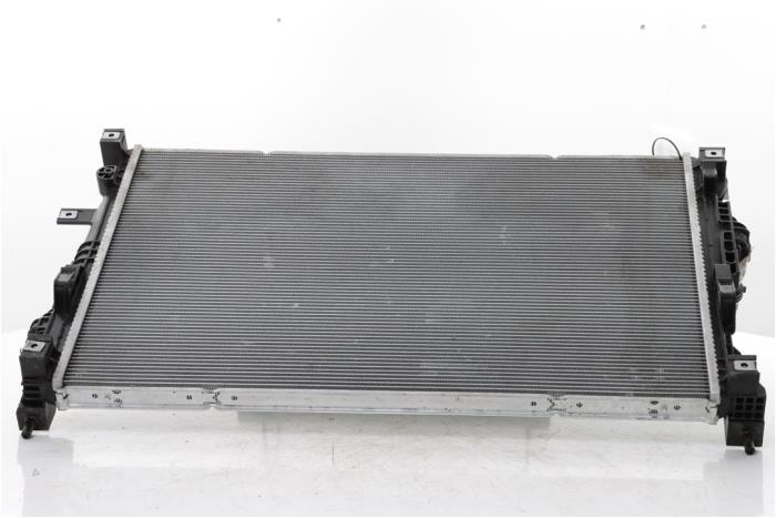 Gebruikte Radiateur Peugeot 3008 III 1.6 16V Plug-in Hybrid 195 Prijs € 242,00 Inclusief btw aangeboden door Snuverink Autodemontage