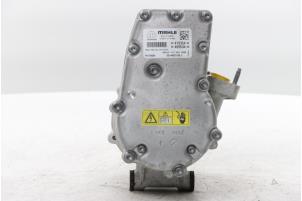 Gebruikte Pomp Airco Peugeot 3008 III 1.6 16V Plug-in Hybrid 195 Prijs op aanvraag aangeboden door Snuverink Autodemontage