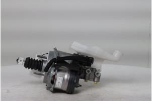 Gebruikte Rembooster Peugeot 3008 III 1.6 16V Plug-in Hybrid 195 Prijs op aanvraag aangeboden door Snuverink Autodemontage