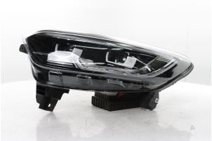 Nieuwe Koplamp links Renault Kadjar (RFEH) Prijs € 1.028,50 Inclusief btw aangeboden door Snuverink Autodemontage